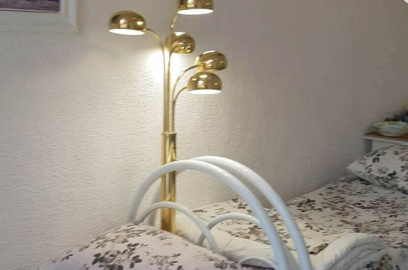 Трехместный