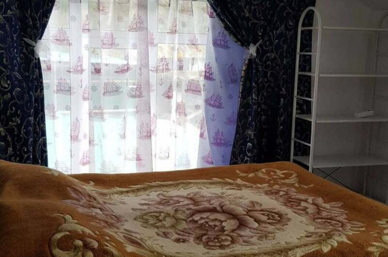 Трехместный