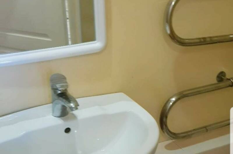 Трехместный