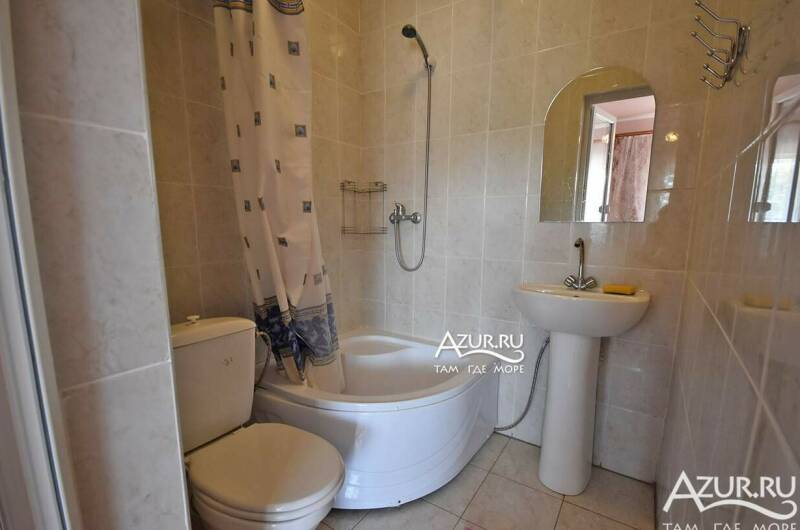 Комната№ 27 (3+1) с диваном розова