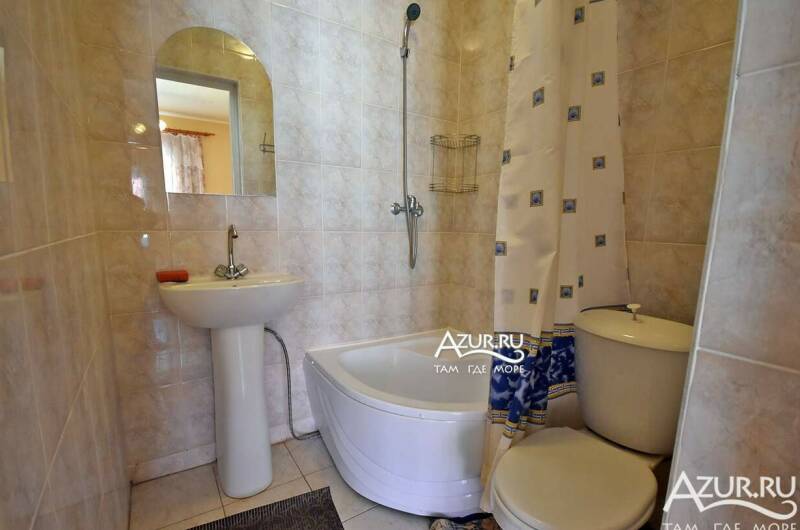 Комнат№ 29 (3+1) большая с диваном