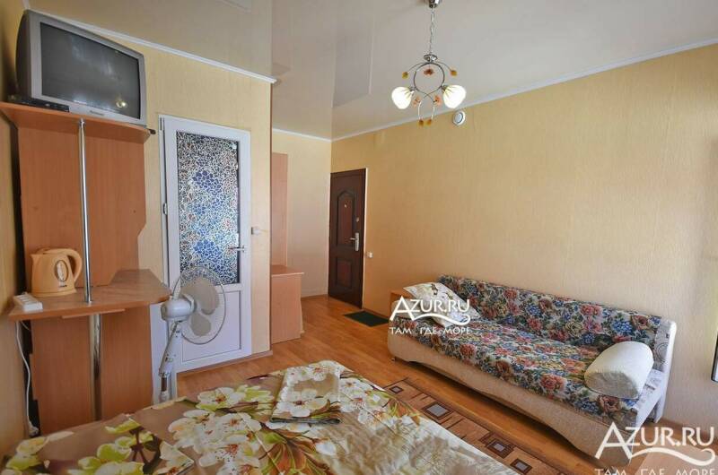 Комнат№ 29 (3+1) большая с диваном