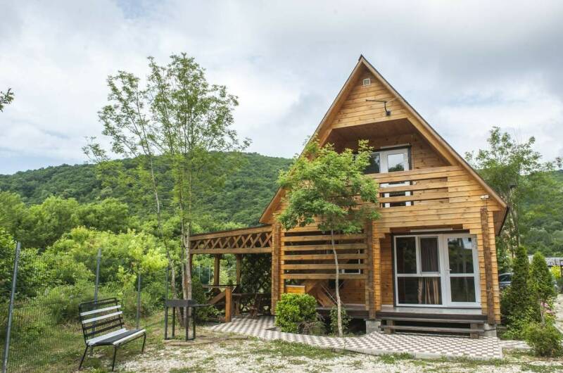 ДОМ ПОД -КЛЮЧ с бассейном на 8 гостей