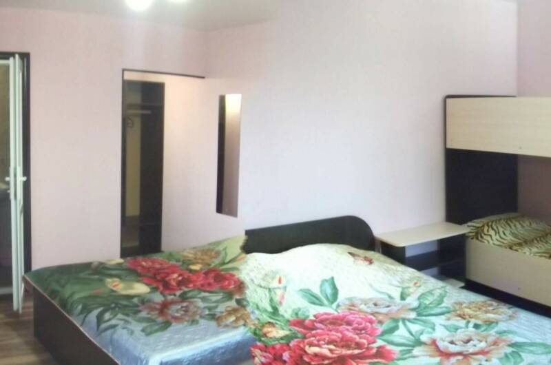 Номер «Полулюкс» 4-х местный