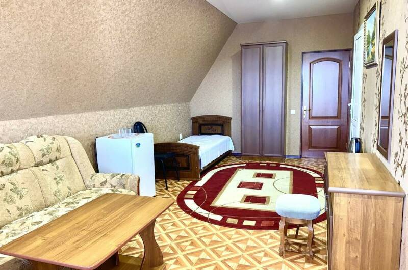 Семейный номер с балконом