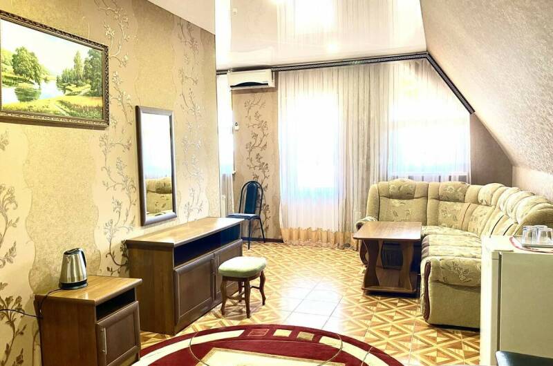 Семейный номер с балконом