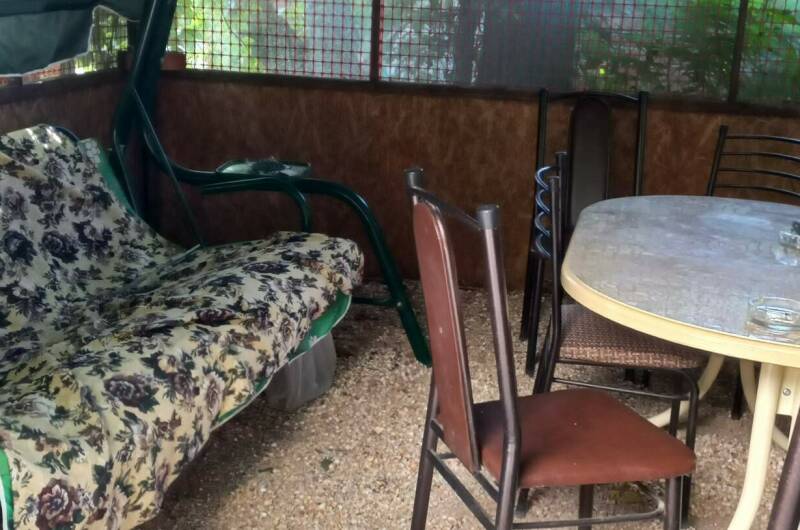 Двухкомнатный с кухней второй этаж