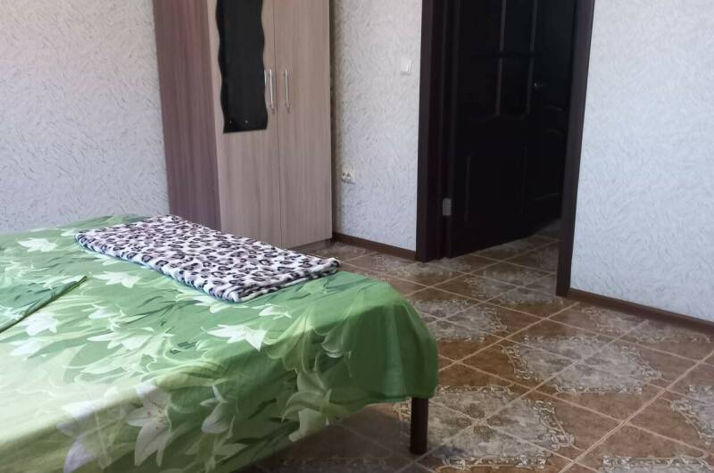 Двухкомнатный пятиместный с кухней