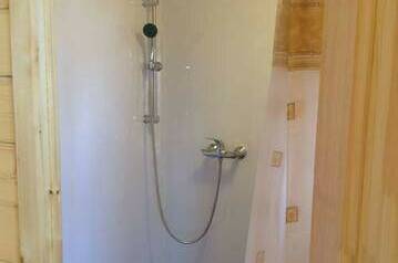 Деревянный домик на 4 человека