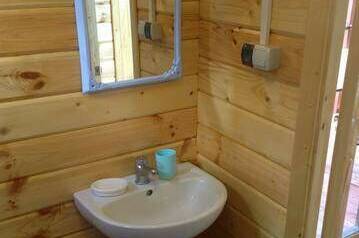 Деревянный домик на 4 человека