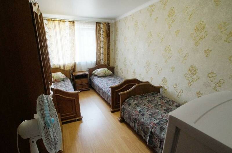 Трехместный «Стандарт» с удобствами на блок