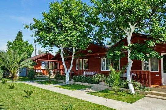 Коттедж 3-х местный с доп. местом и с балконом