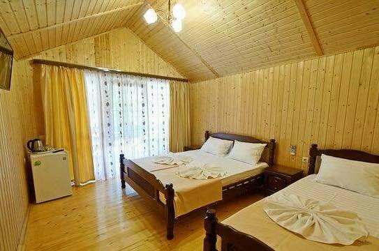 3-х местный коттедж с балконом