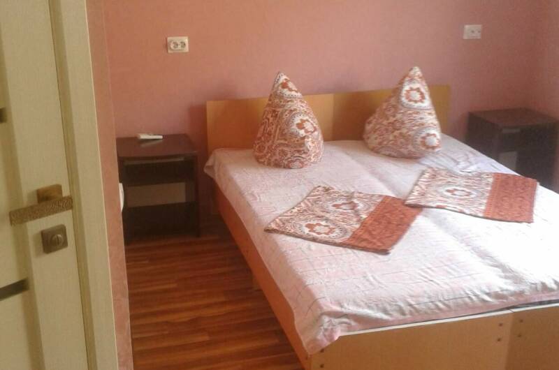 Номер «Люкс» на первом этаже справа