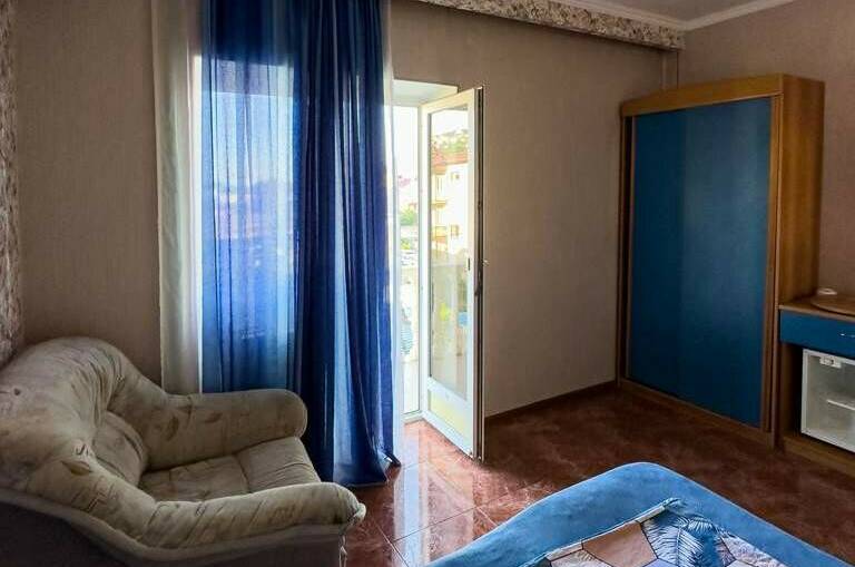 Четырехместный номер с двумя отдельными комнатами