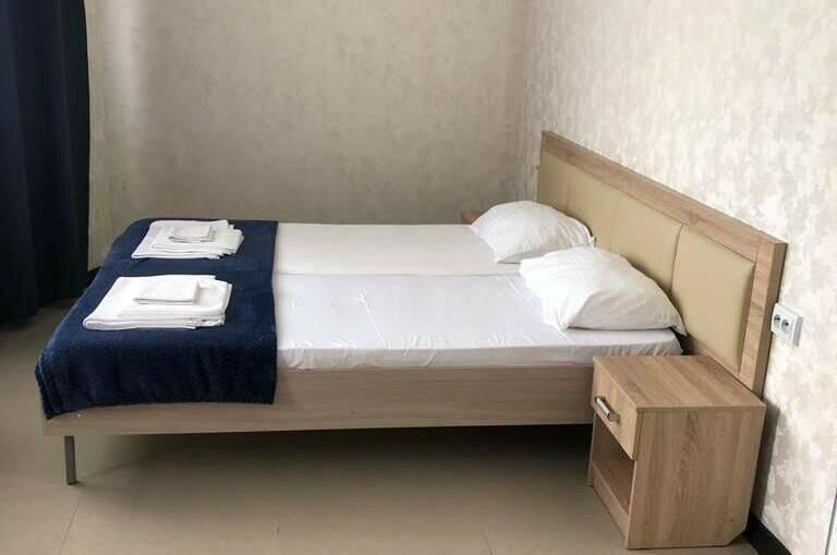 Трехместный номер (connect)