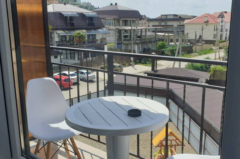 2−3 местный с закрытым видом из балкона (2−3 этаж)