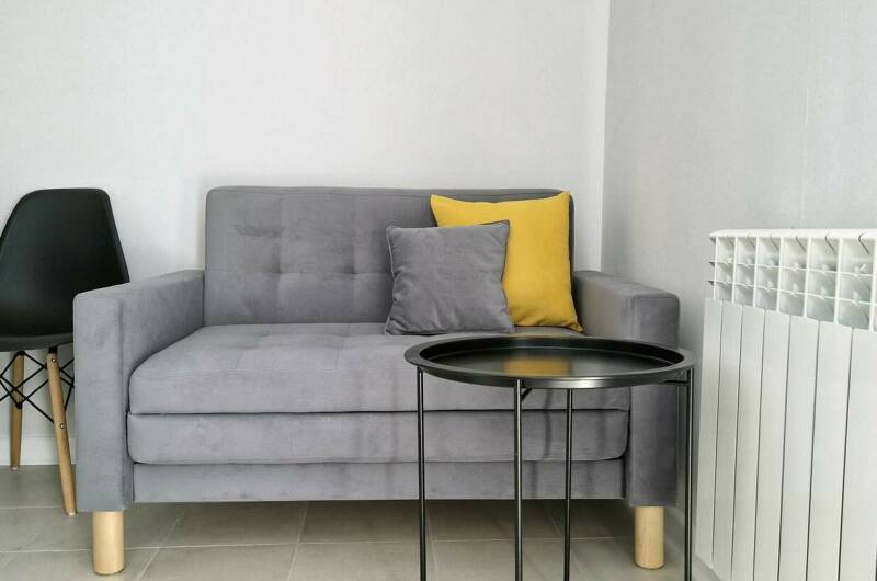 Студия с кухней и балконом на 2−3 человека