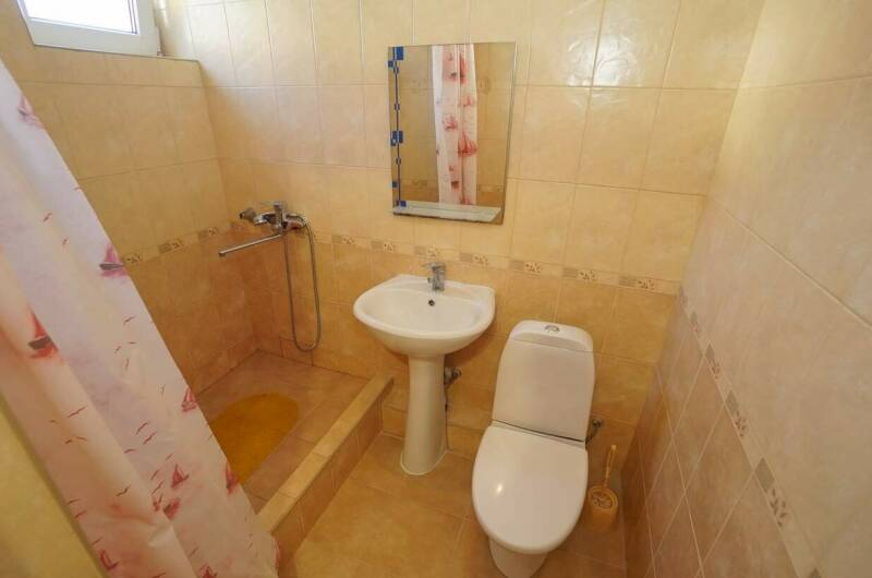 3-х местный номер с удобствами № 7 или № 8