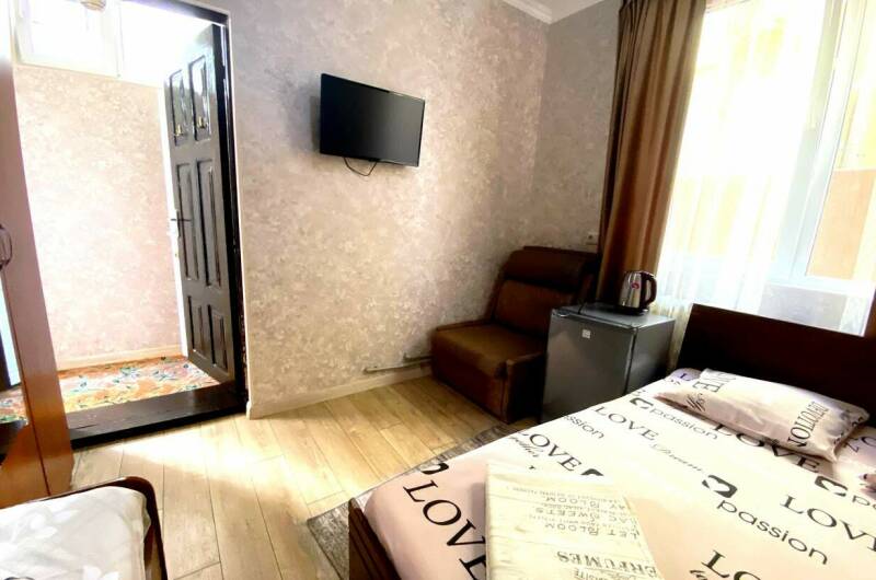 3-х местный с доп. креслом номер с удобствами № 10