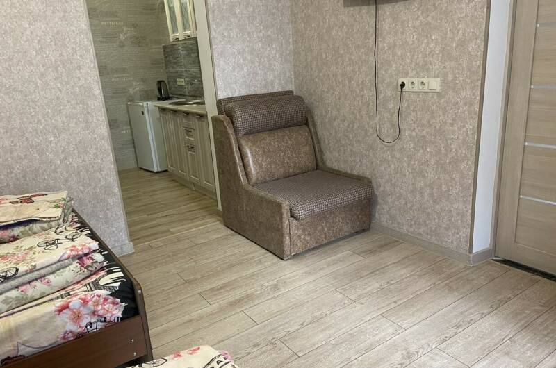 4-х местный с доп. креслом номер № 1, с кухней