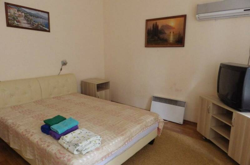 Четырехместный двухкомнатный номер (№ 2)