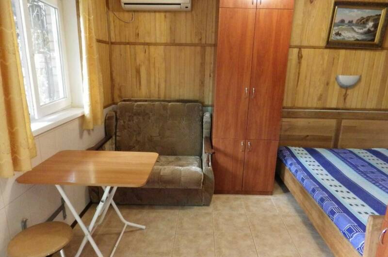 Двухместный номер с двумя доп. местами (№ 2А)