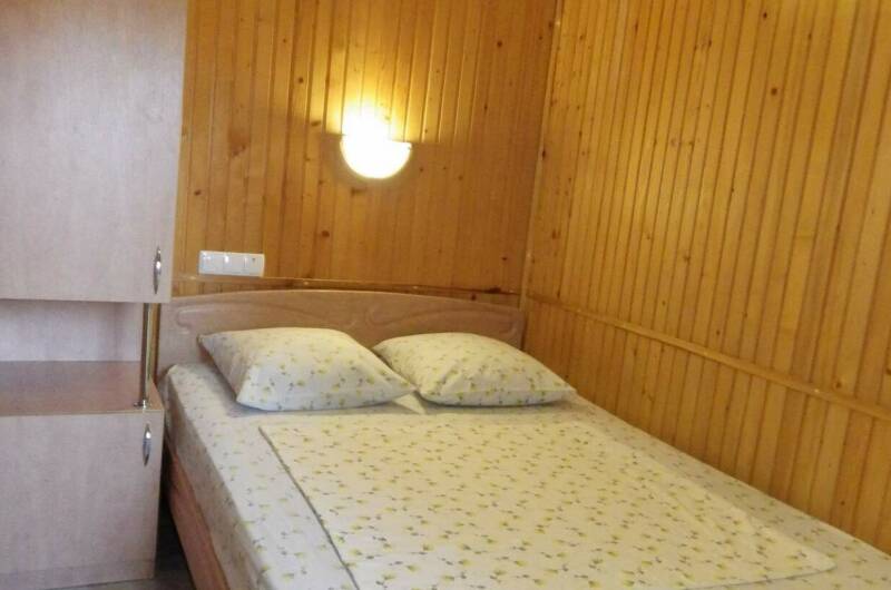 Двухместный номер с двумя доп. местами (№ 4 А)