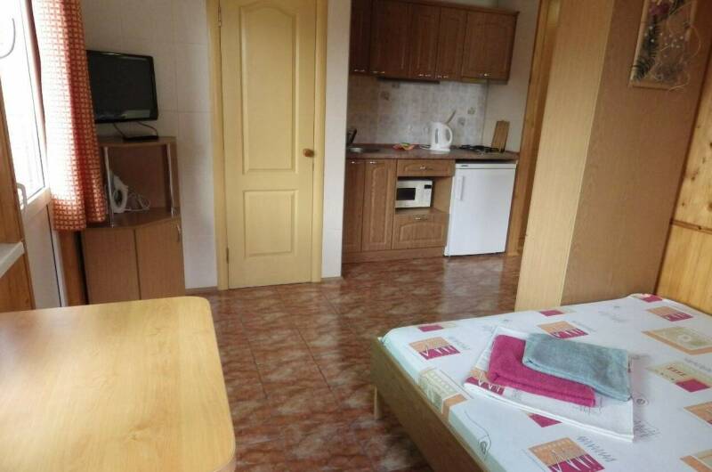 Четырехместный номер с доп. местом (№ 6А)