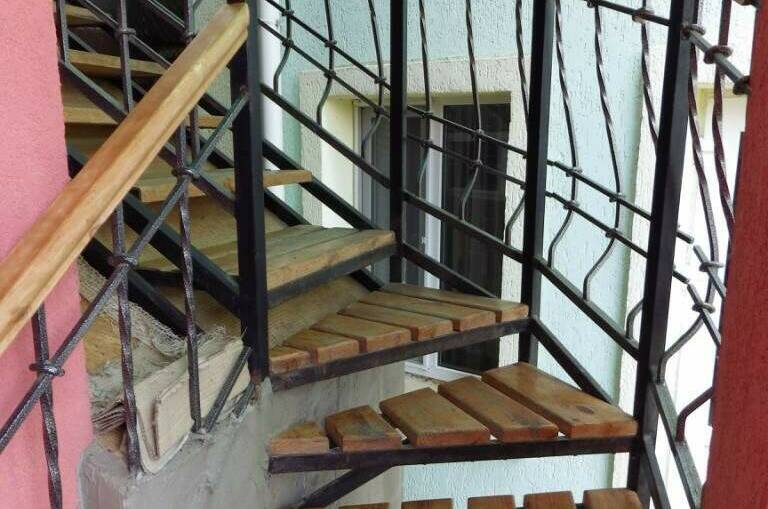 Четырехместный номер с доп. местом (№ 6А)