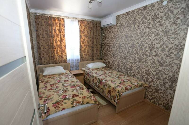 4-х местный 2-х комнатный номер (2 этаж)