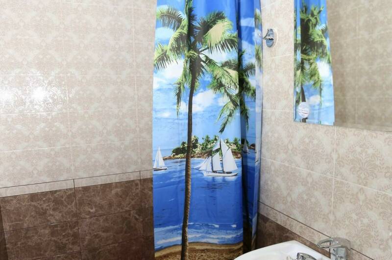 4-х местный 2-х комнатный номер (2 этаж)