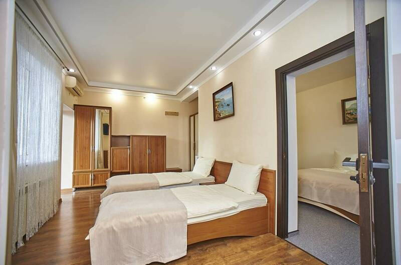 №-3 Люкс, 1 этаж с видом на море