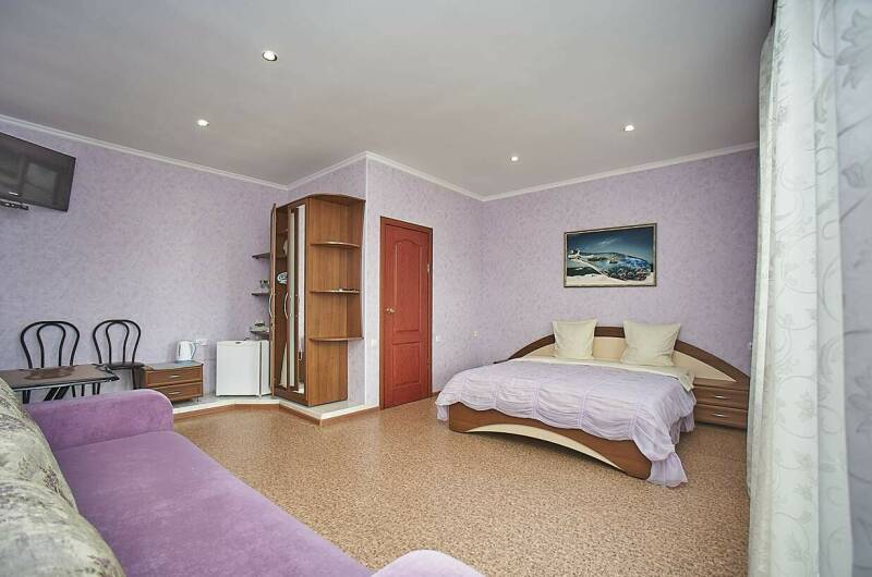 №-8 Полулюкс, 2 этаж с видом на море