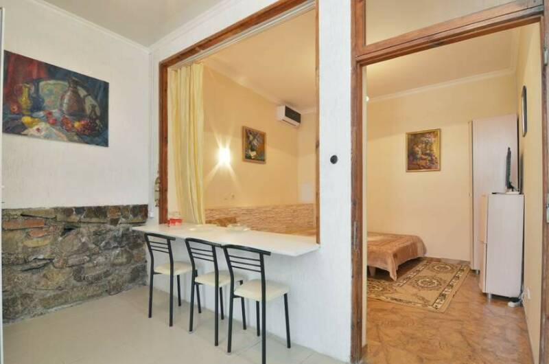 3-х местный номер во дворике-патио