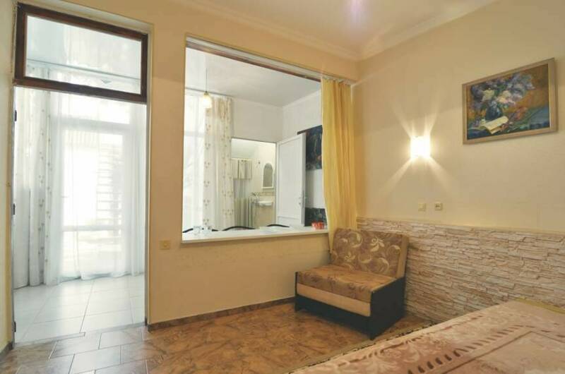 3-х местный номер во дворике-патио