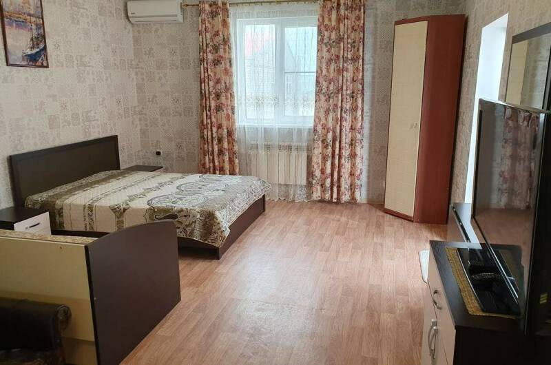 3-х местная «Студия» (№ 2) с доп. местом