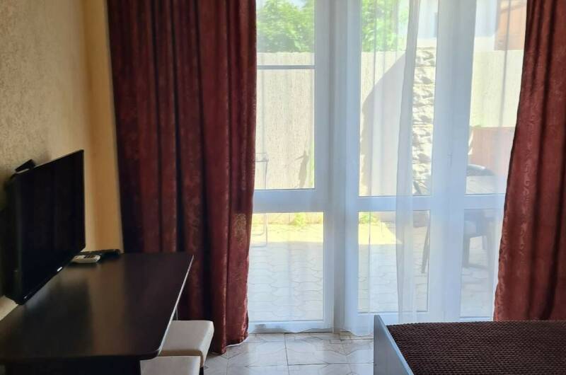 Двухместный номер с террасой 1 этаж