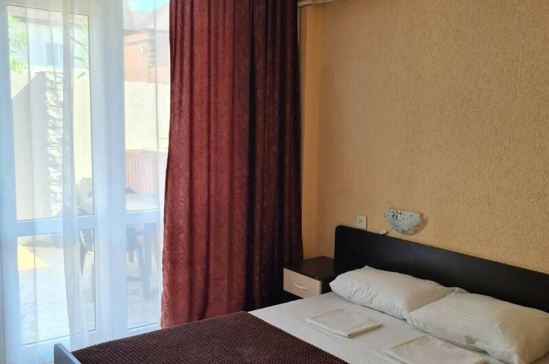 Двухместный номер с террасой 1 этаж