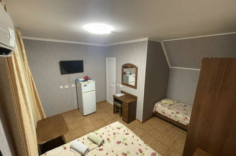 № 21 Трехместный номер на 2 этаже