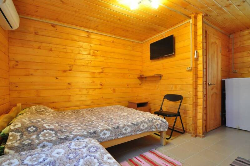 4-х местный деревянный коттедж