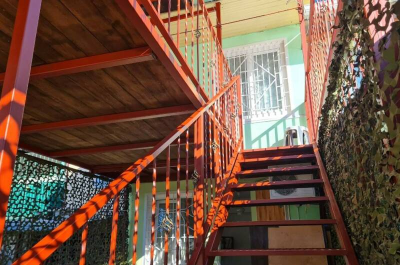 Номер «Четырехместный с беседкой»