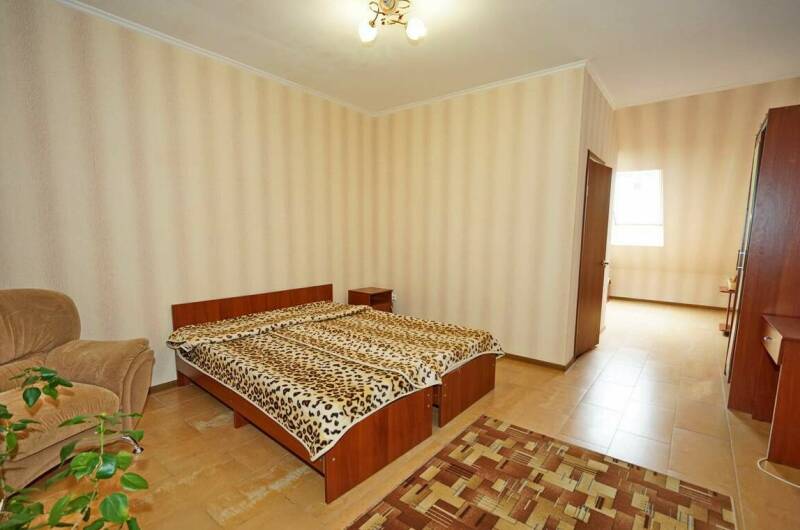 Семейный четырехместный мансардный без балкона