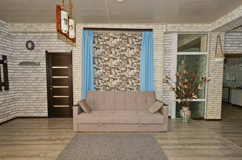 Семейный трехкомнатный с кухней.3х-5ти местный