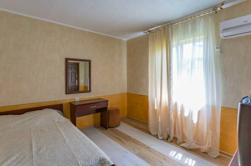 2+1 с отдельным входом, балконом