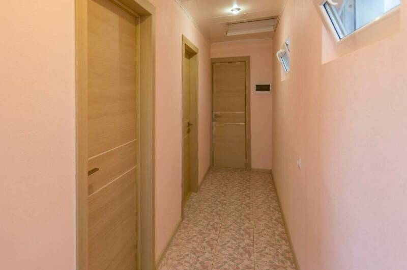 Отдельный этаж с удобствами и террасой