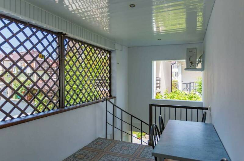 Отдельный этаж с удобствами и террасой