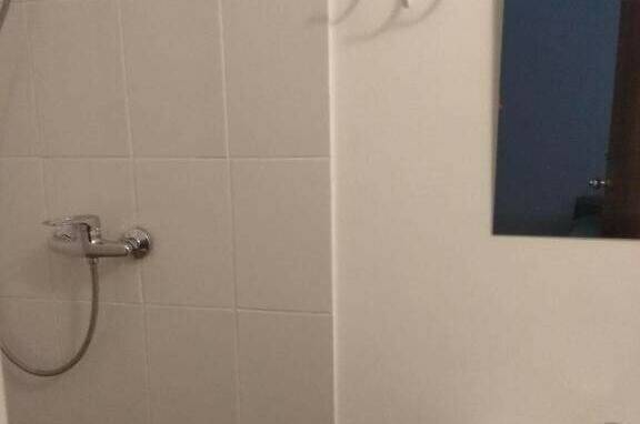 Четырёхместный с двухъярусной кроватью