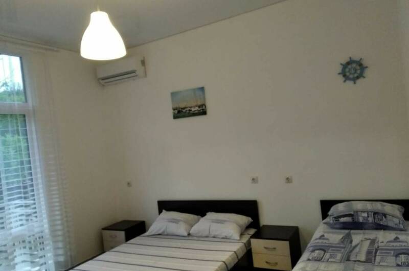 Двухместный с балконом и дополнительным местом