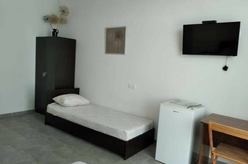 Трехместный с балконом и дополнительным местом